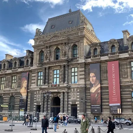 דירה Near Louvre, *